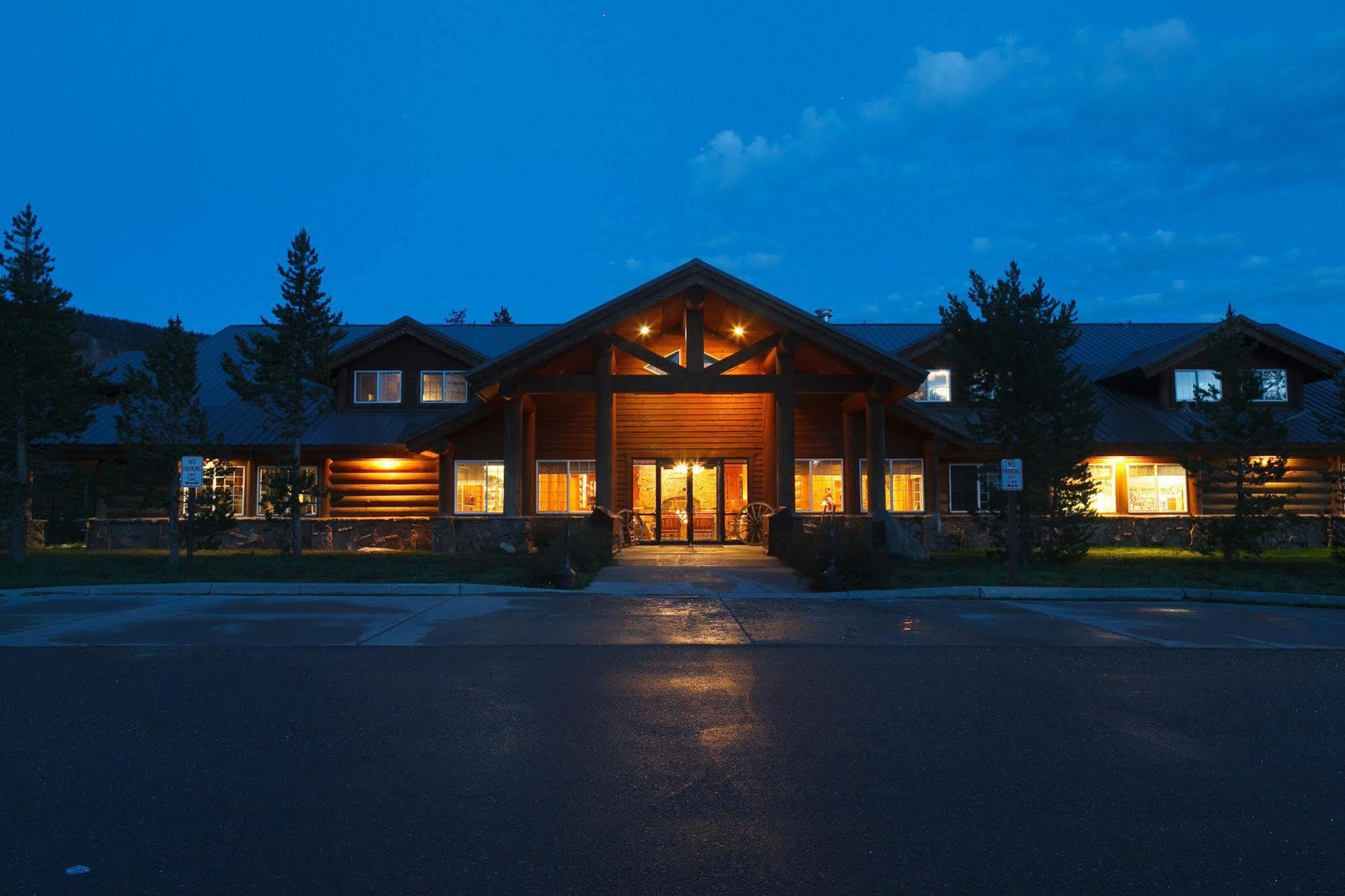 Headwaters Lodge & Cabins At Flagg Ranch 모란 외부 사진
